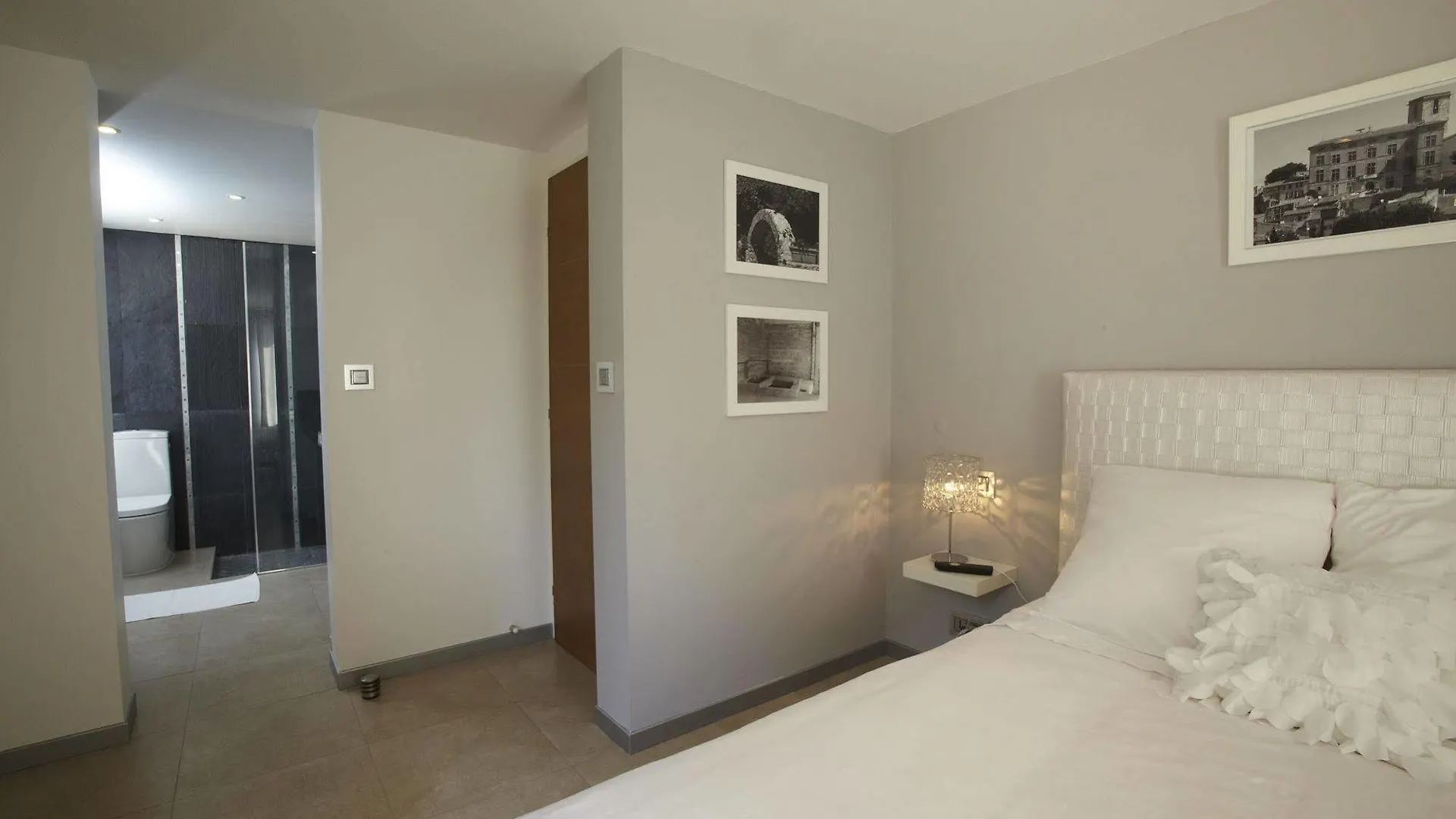Le Mazet De Camaisse Bed & Breakfast Eguilles 0*,  France